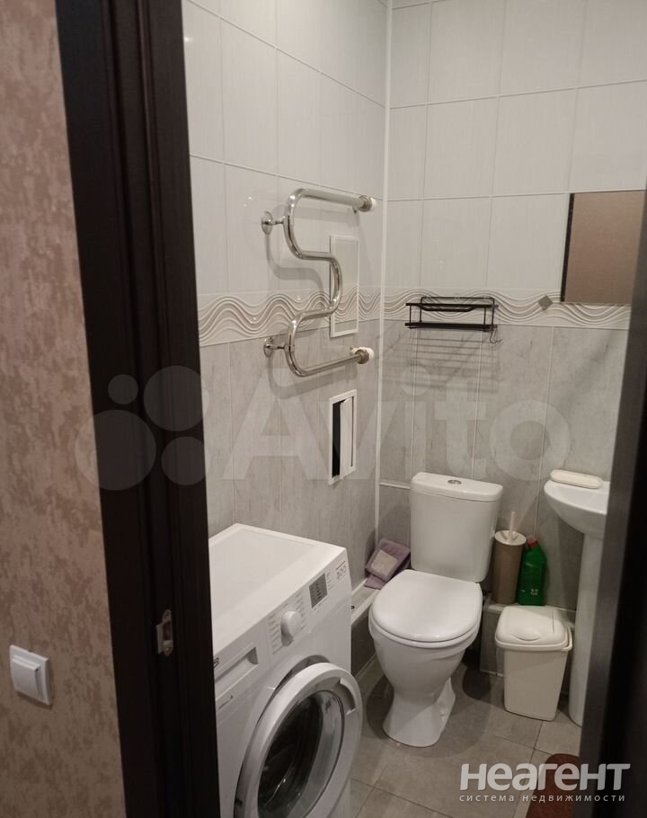 Сдается 1-комнатная квартира, 37 м²