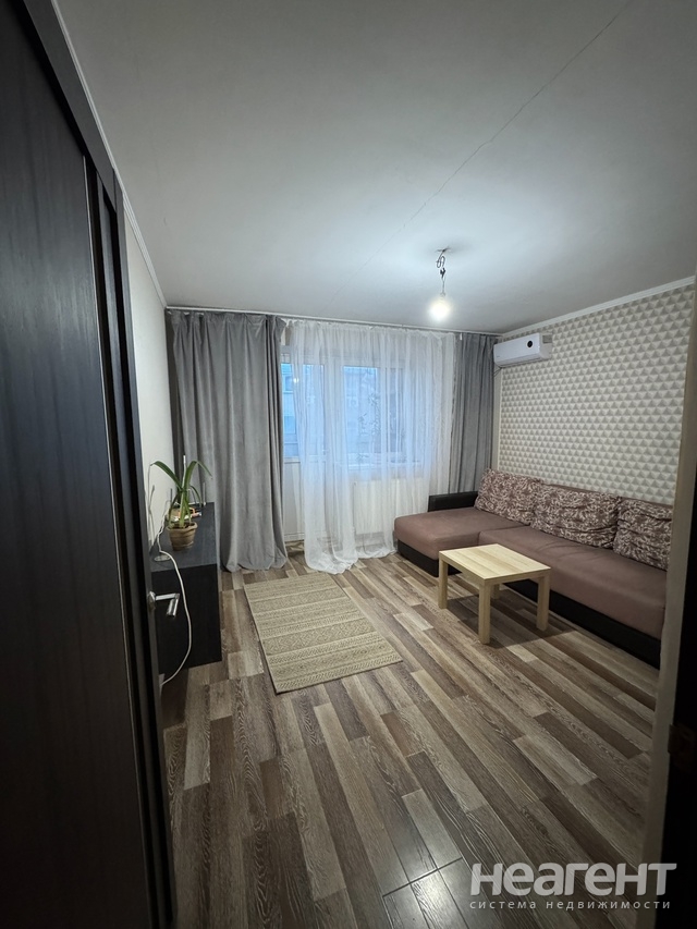 Сдается 2-х комнатная квартира, 56 м²