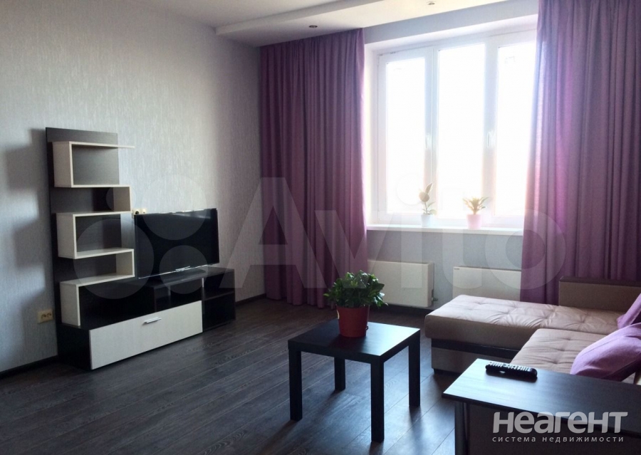 Сдается 1-комнатная квартира, 41 м²