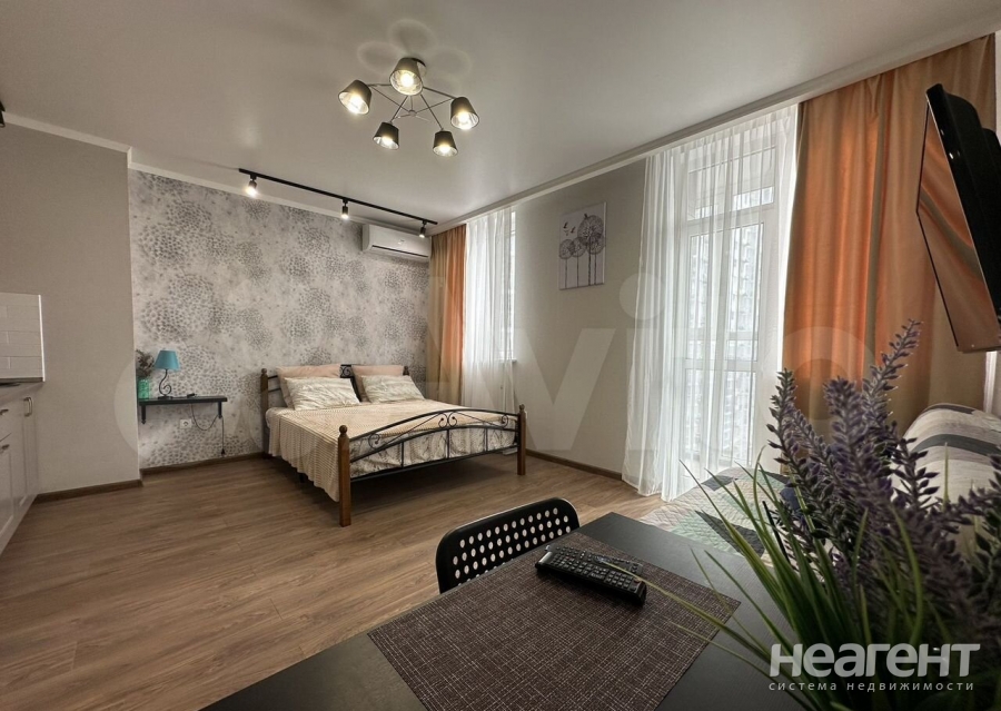 Продается 1-комнатная квартира, 32 м²