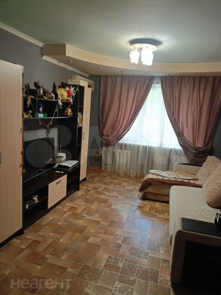 Продается 3-х комнатная квартира, 63 м²