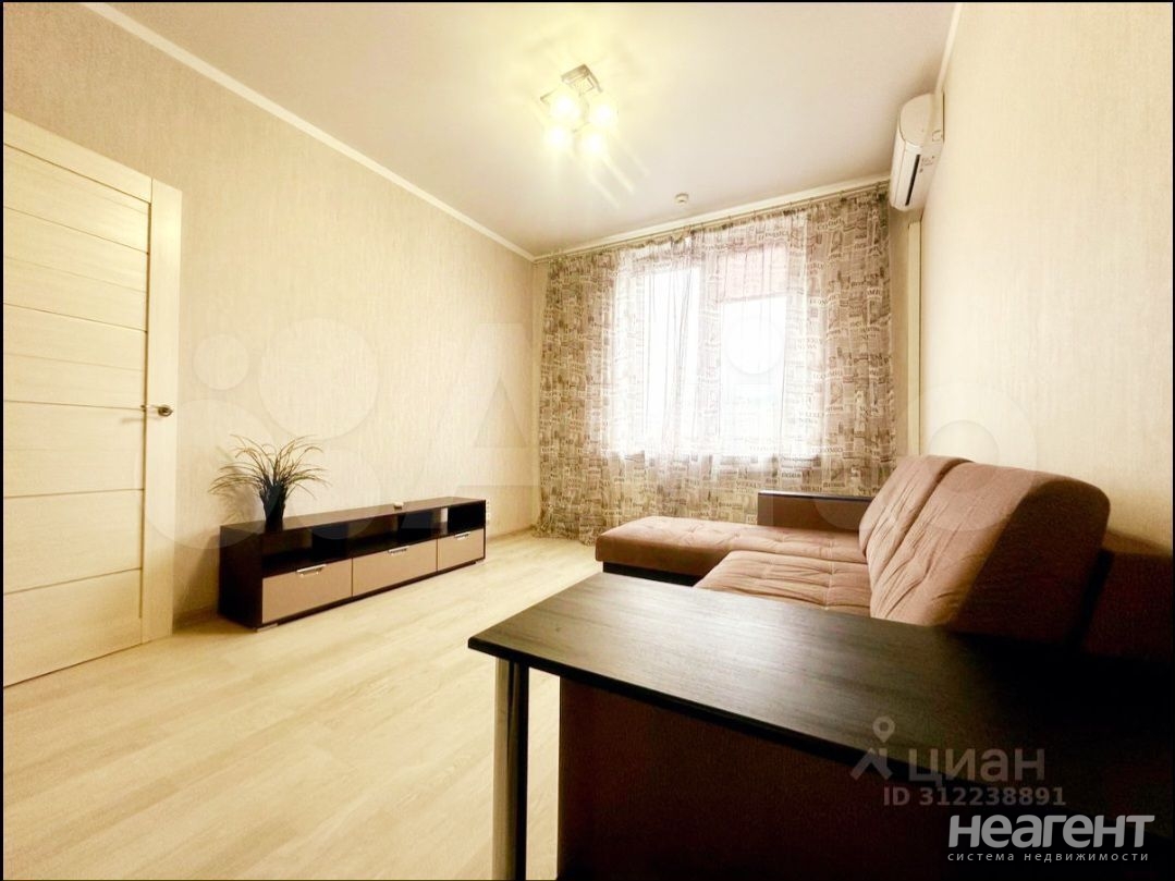 Сдается 1-комнатная квартира, 35 м²