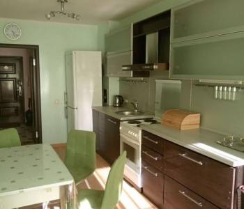 Сдается 1-комнатная квартира, 50 м²