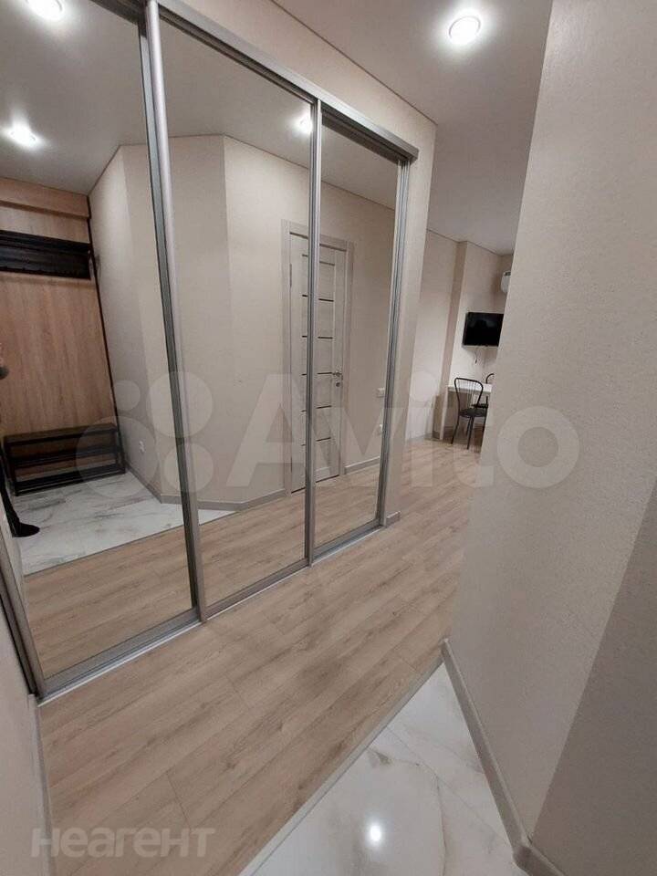 Сдается 1-комнатная квартира, 40 м²