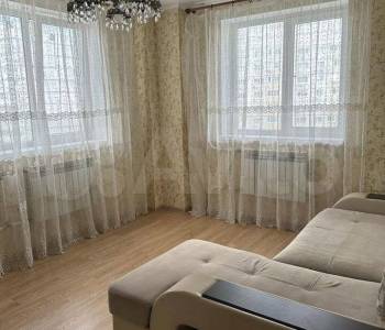 Сдается 1-комнатная квартира, 40 м²