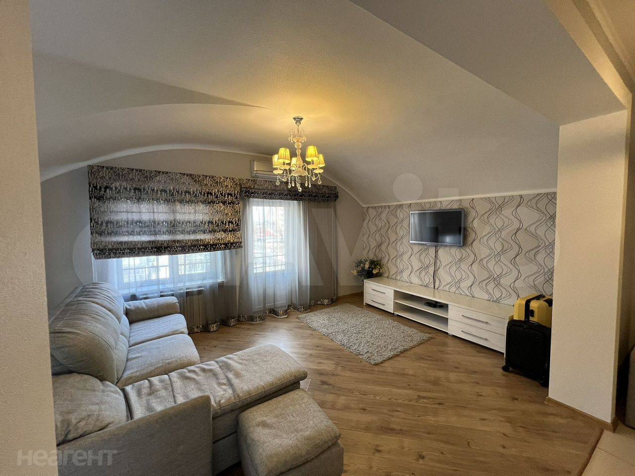 Продается 1-комнатная квартира, 50,5 м²