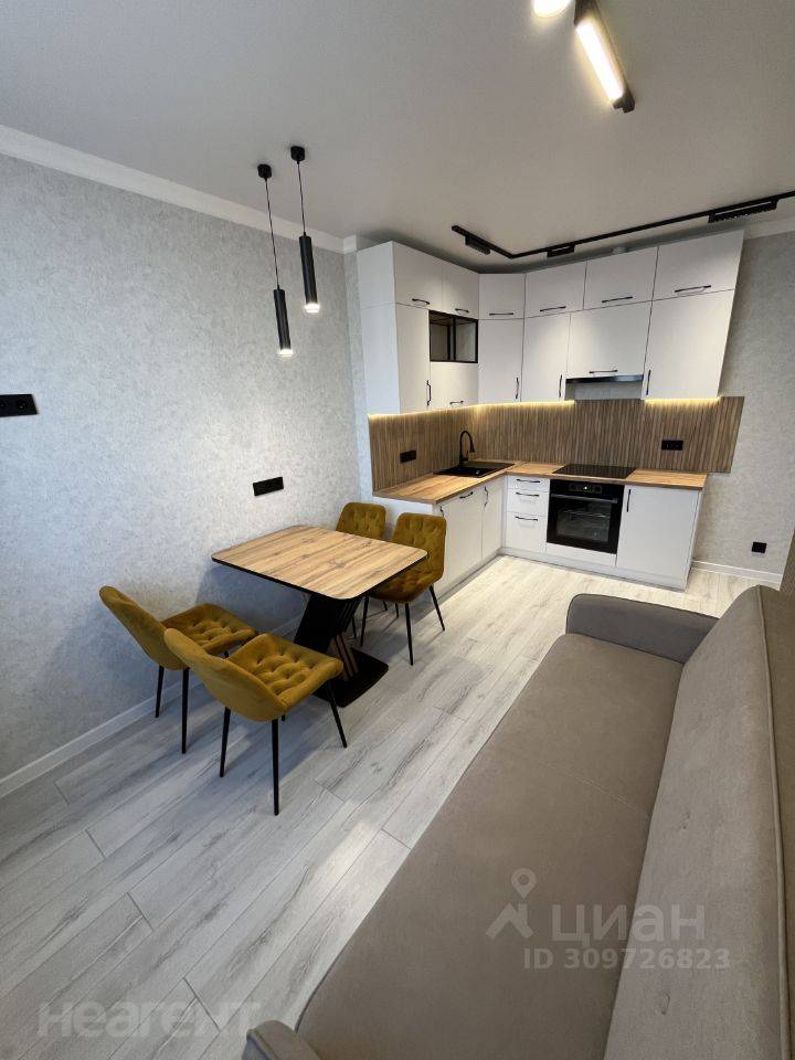 Продается 3-х комнатная квартира, 61 м²