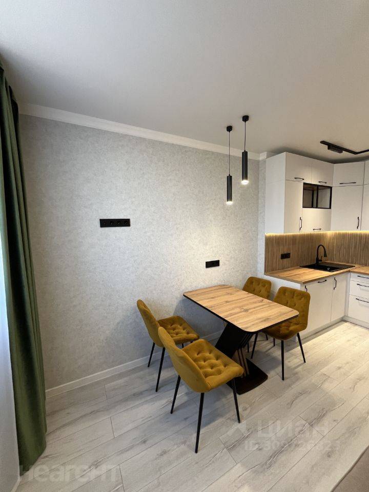 Продается 3-х комнатная квартира, 61 м²