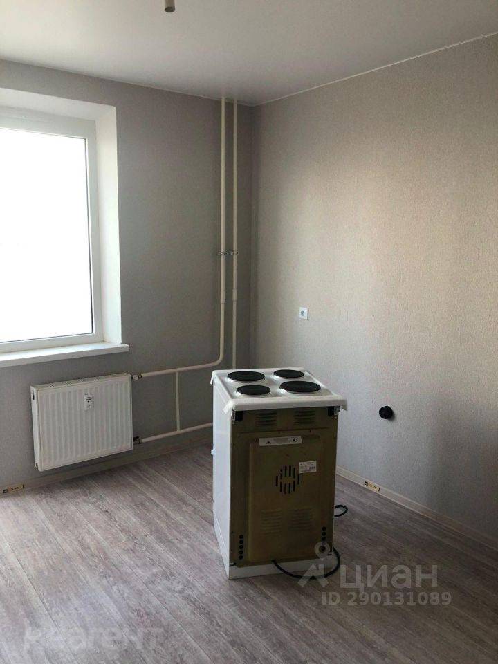 Продается 1-комнатная квартира, 38 м²