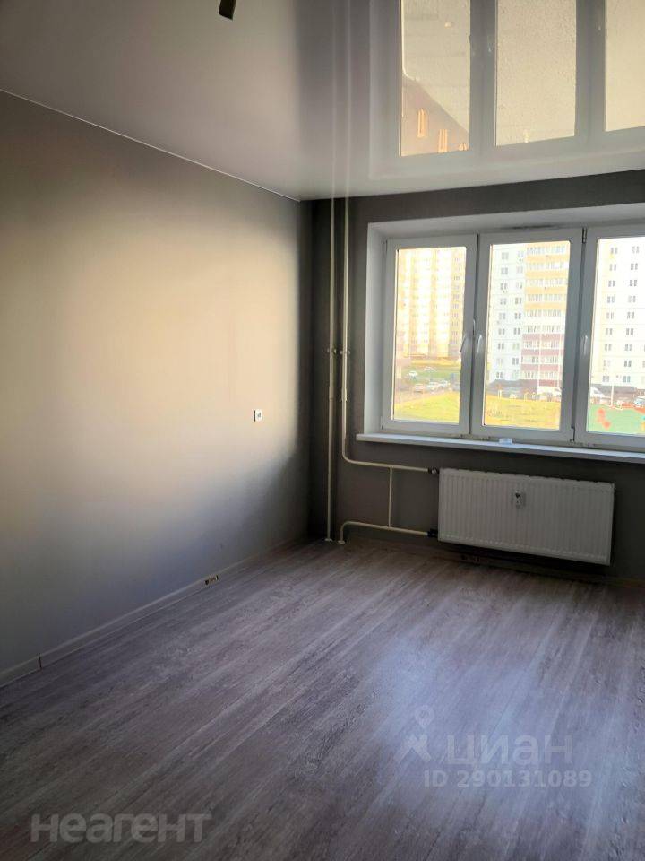 Продается 1-комнатная квартира, 38 м²