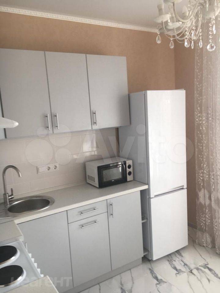 Сдается 1-комнатная квартира, 38 м²