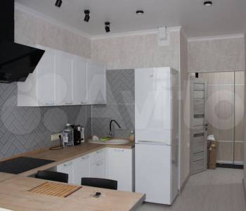 Продается 1-комнатная квартира, 39 м²