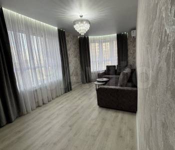 Сдается 2-х комнатная квартира, 70 м²