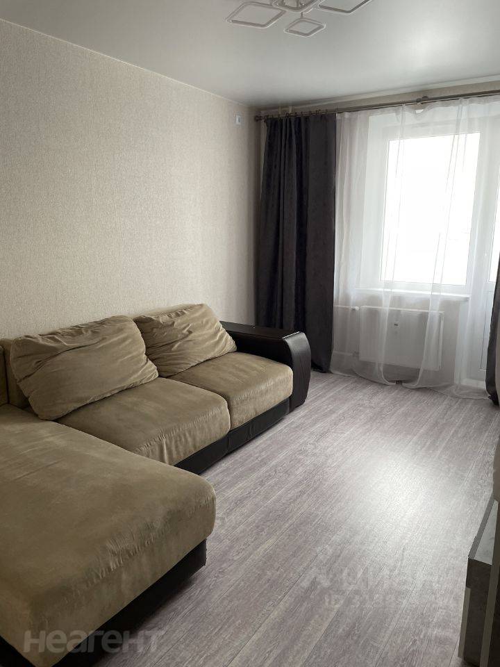 Сдается 2-х комнатная квартира, 54 м²