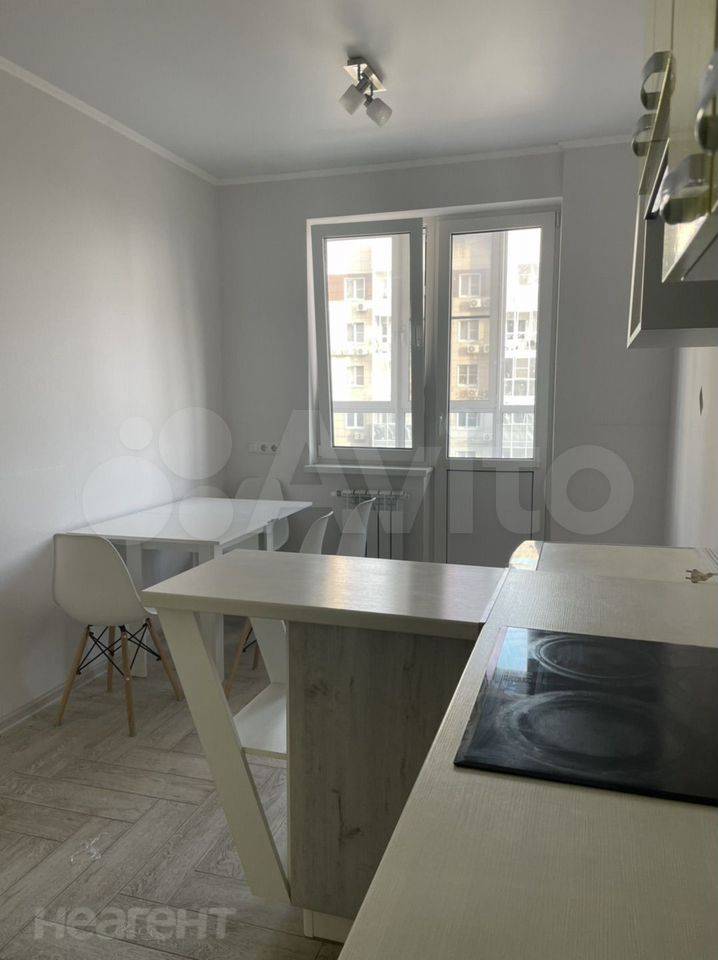 Сдается 1-комнатная квартира, 40 м²