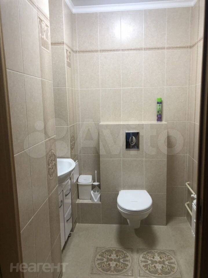 Сдается 2-х комнатная квартира, 70 м²