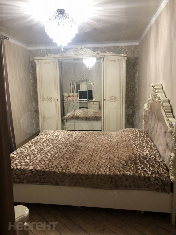 Сдается 2-х комнатная квартира, 70 м²