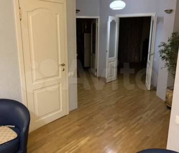 Сдается Многокомнатная квартира, 120 м²