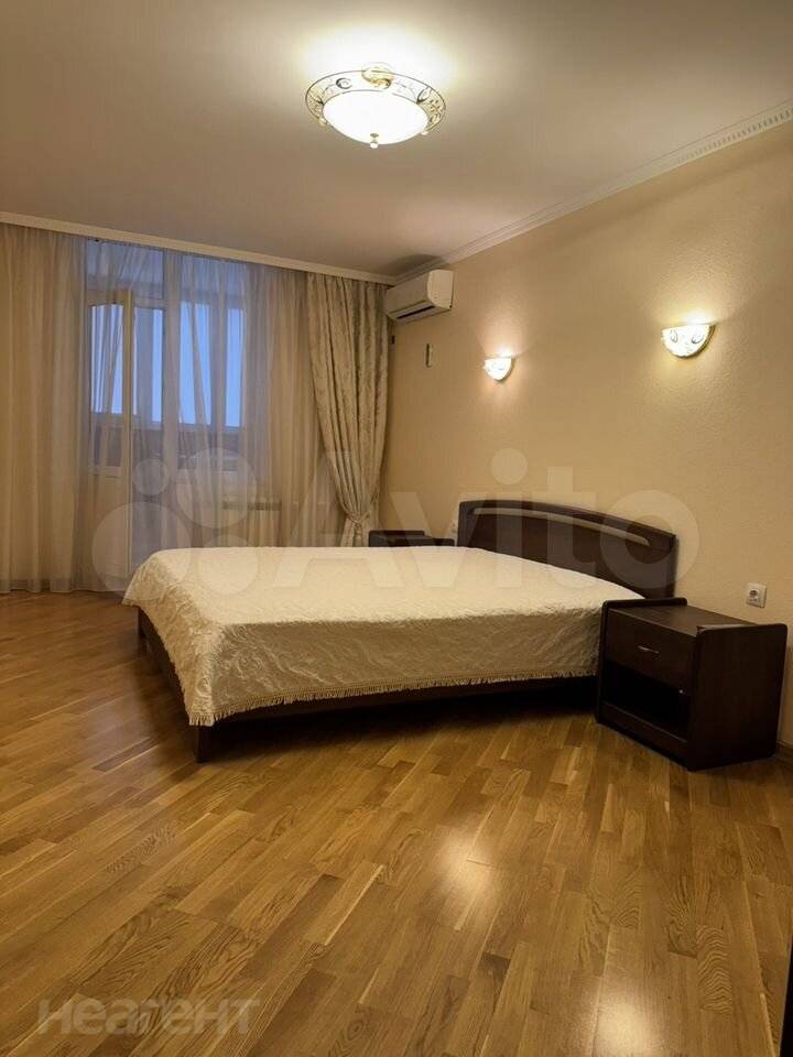 Сдается 2-х комнатная квартира, 65,2 м²