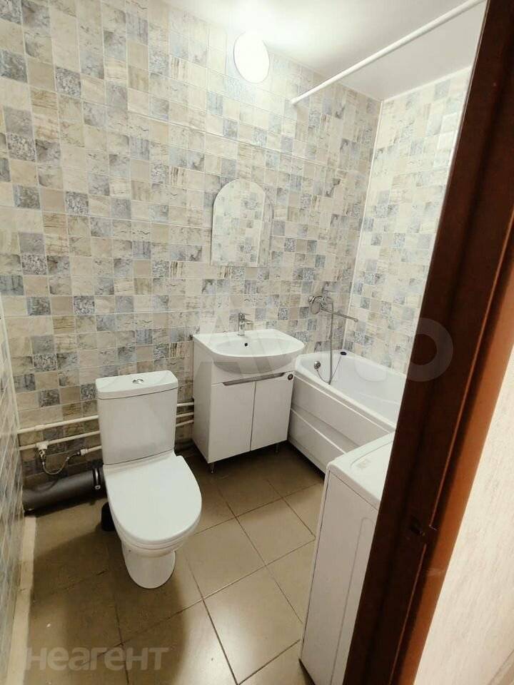 Продается 1-комнатная квартира, 37,7 м²