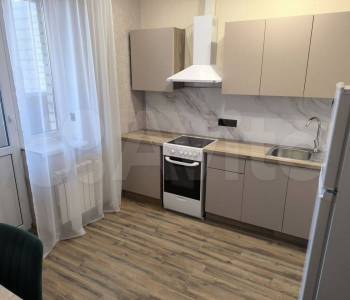 Сдается 1-комнатная квартира, 37 м²