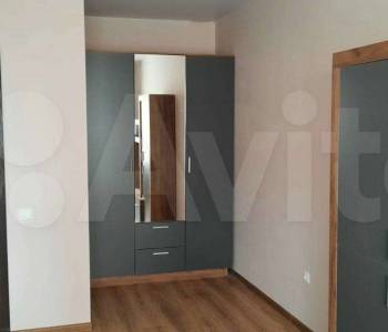 Сдается 1-комнатная квартира, 42 м²