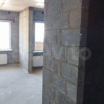 Продается 1-комнатная квартира, 32 м²