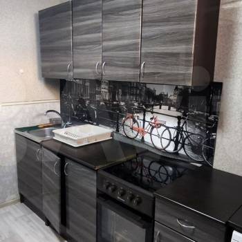 Продается 1-комнатная квартира, 30,8 м²