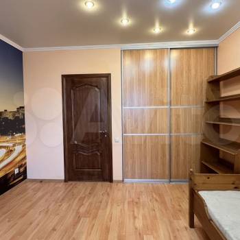 Продается Многокомнатная квартира, 105,1 м²