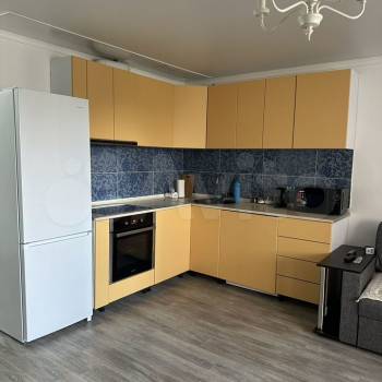 Сдается 1-комнатная квартира, 40 м²