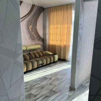 Продается 2-х комнатная квартира, 42 м²