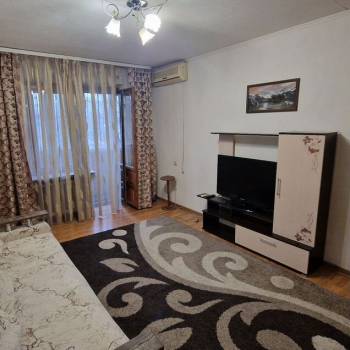 Продается 1-комнатная квартира, 37,5 м²