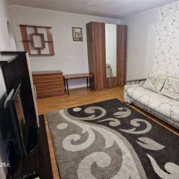 Продается 1-комнатная квартира, 37,5 м²