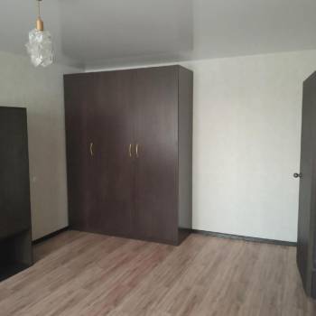 Продается 1-комнатная квартира, 38 м²