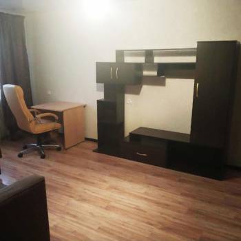 Продается 1-комнатная квартира, 38 м²