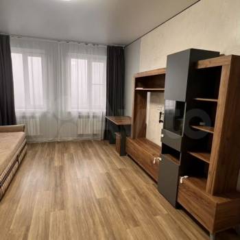 Сдается 2-х комнатная квартира, 70 м²