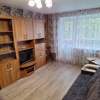 Сдается 1-комнатная квартира, 46 м²