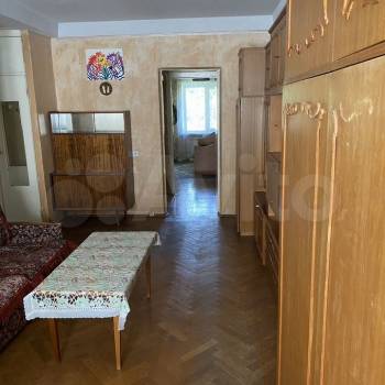 Сдается Многокомнатная квартира, 60 м²