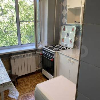 Сдается Многокомнатная квартира, 60 м²