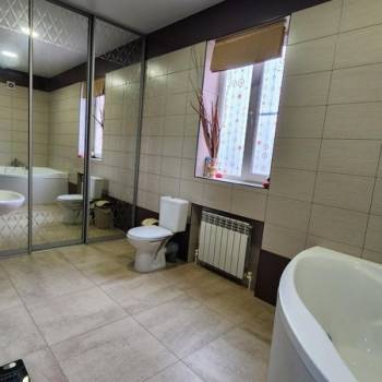 Продается Дом, 184 м²