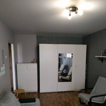 Продается 1-комнатная квартира, 30 м²