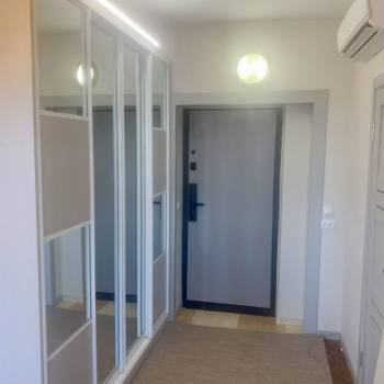 Продается 1-комнатная квартира, 44 м²