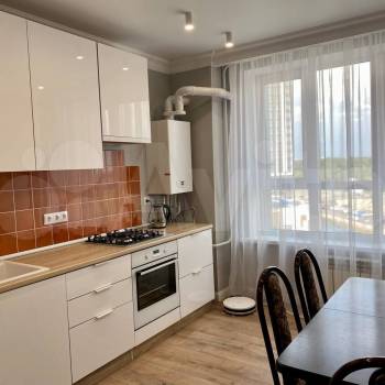 Сдается 1-комнатная квартира, 34 м²