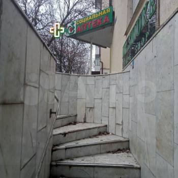 Сдается Нежилое помещение, 180 м²