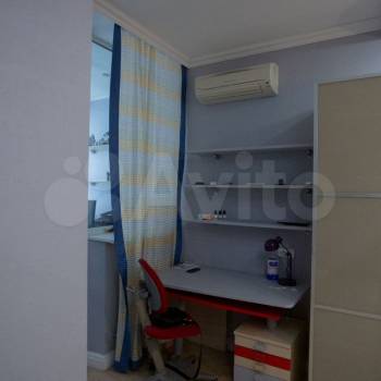 Продается Многокомнатная квартира, 180 м²