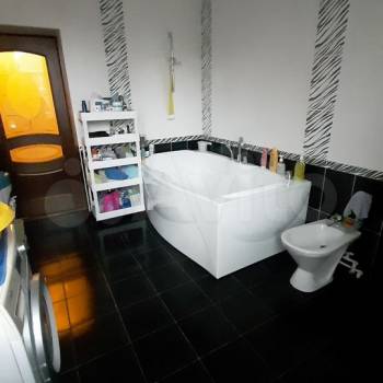 Продается Дом, 212 м²