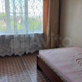 Продается Многокомнатная квартира, 77,4 м²