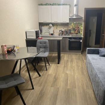 Продается 1-комнатная квартира, 34 м²