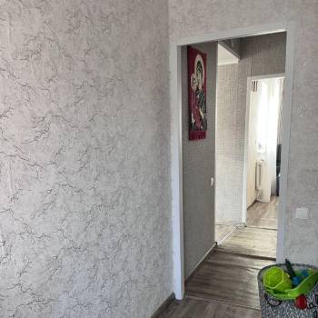 Продается Многокомнатная квартира, 55 м²