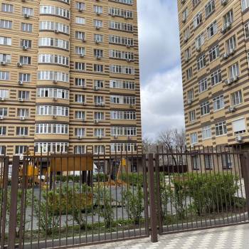 Продается 1-комнатная квартира, 40 м²